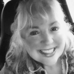 Meet your Posher, Deborah